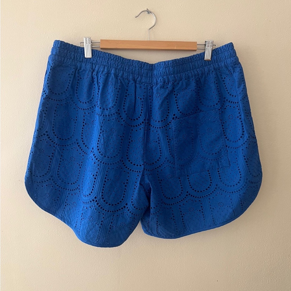 FARM Rio Blue Pineapple Eyelet Shorts - Picture 9 of 9